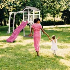 AXI Beach Tower Aire De Jeux Avec Toboggan En Violet, Cadre D'escalade & Bac à Sable | Grande Maison Enfant Extérieur En Gris & Blanc | Cabane De Jeu En Bois FSC - Gris -Axi Soldes Boutique 35815889 4